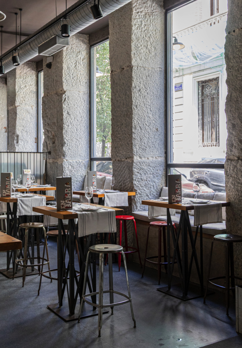 Barra de tapeo - El Barril de las Letras